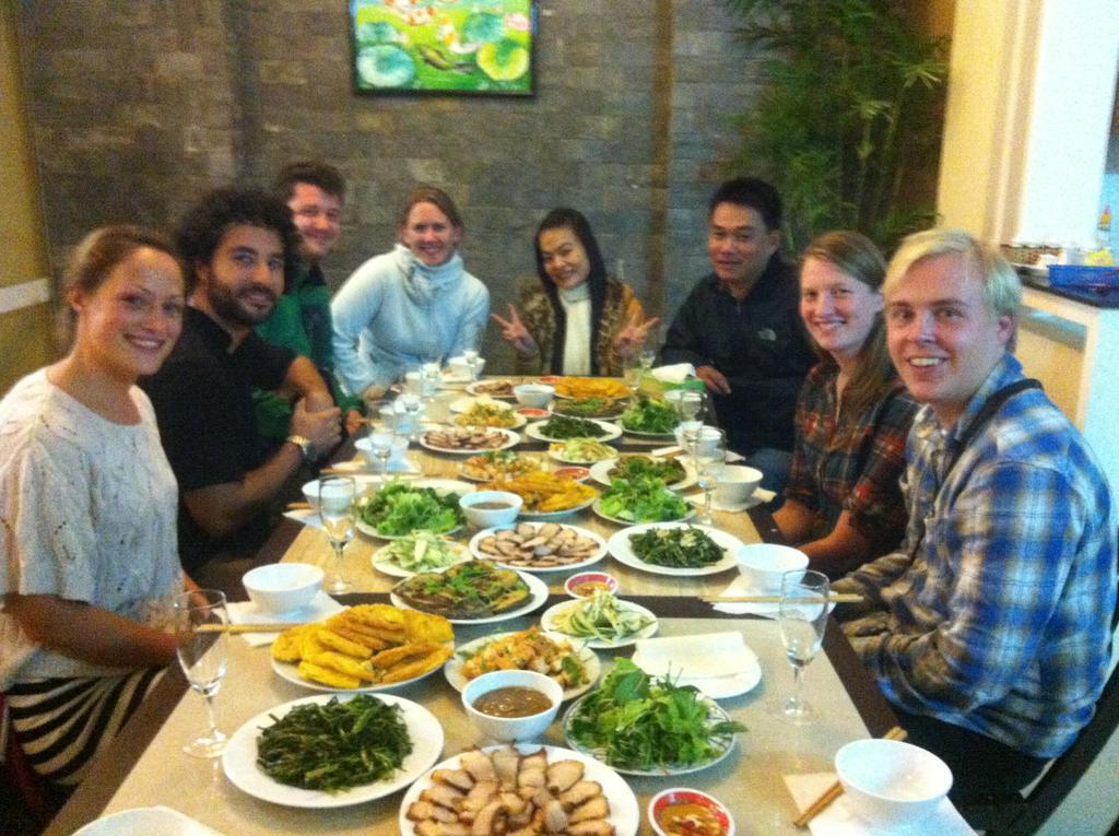Viets Family River - Hoi An Homestay Buitenkant foto