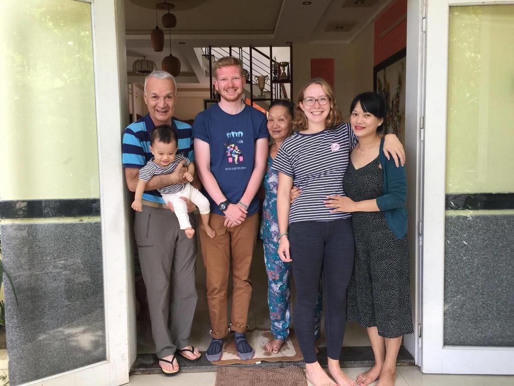Viets Family River - Hoi An Homestay Buitenkant foto